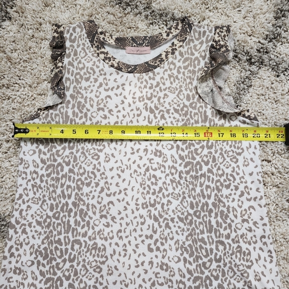 NWOT Ces Femme Leopard Animal Print Ruffled Sleeve Top - Picture 5 of 6